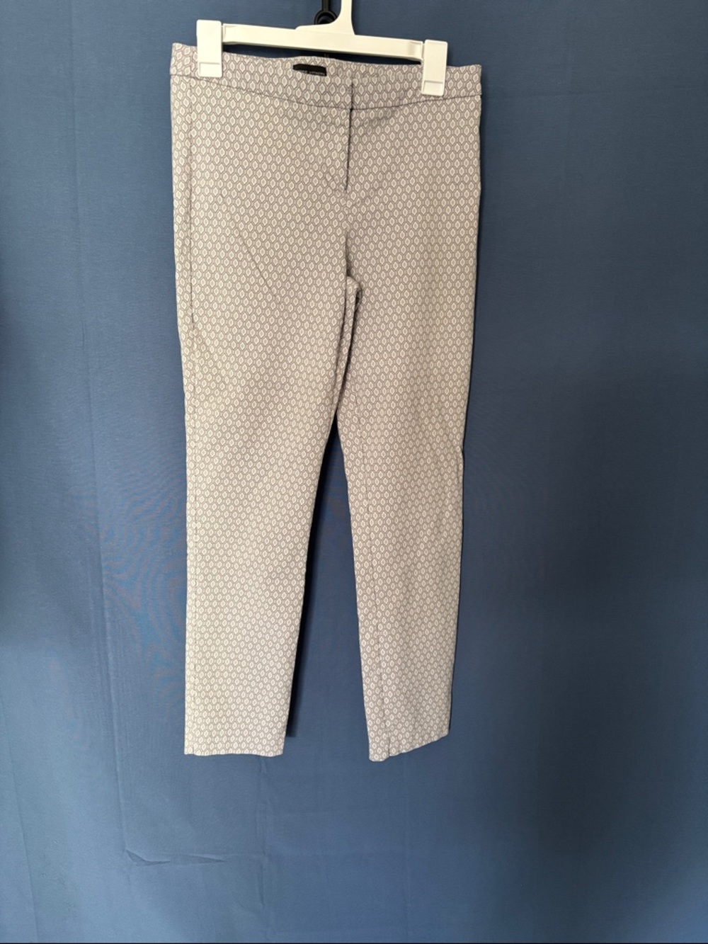 Adrienne Vittadini Gray Geometric Slim Pants